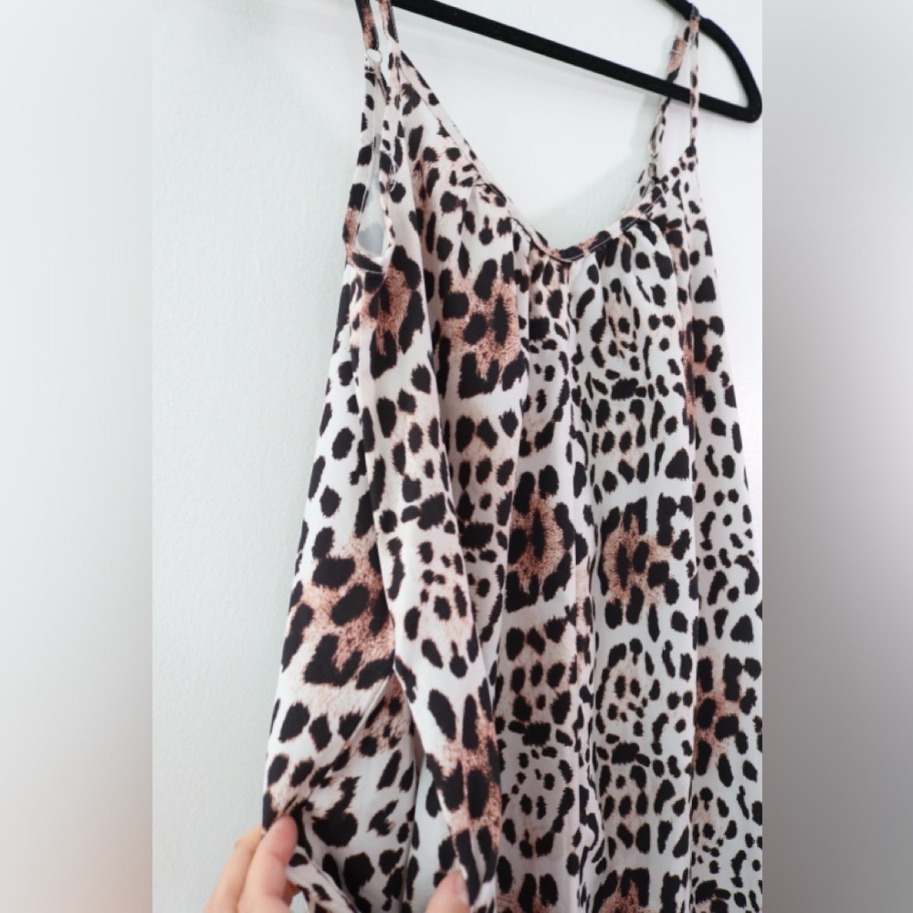 Womens V Neck Spaghetti Strap Leopard Print Brown One Piece Jumpsuit Size S - Picture 5 of 6